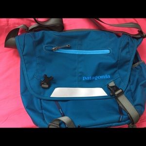 Patagonia messenger bag
